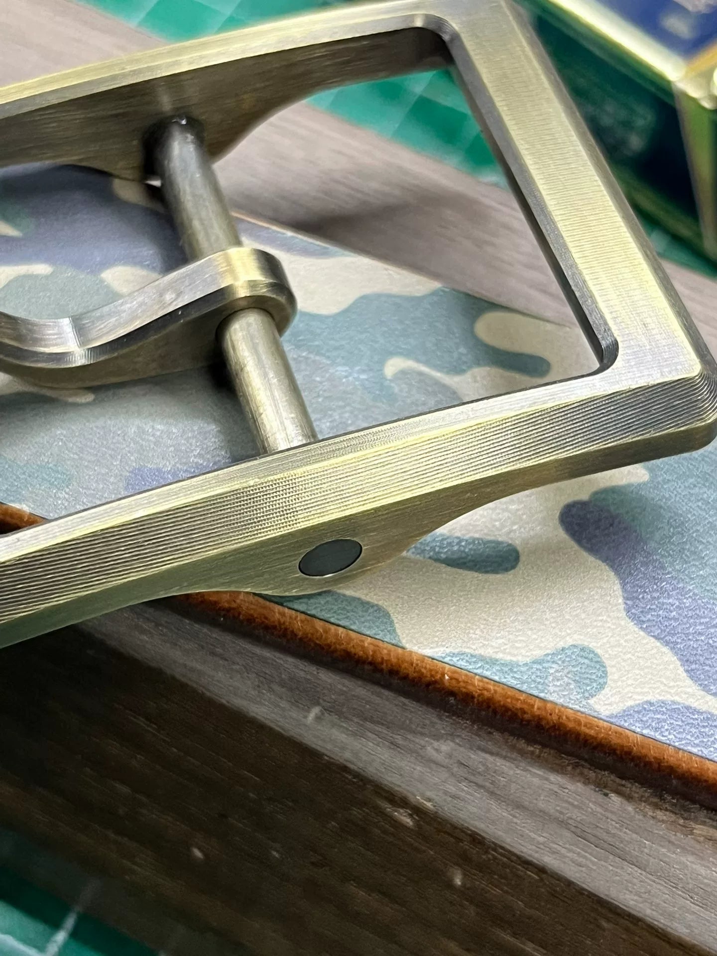 CNC brass wire cutting and engraving high-end customized belt buckl…