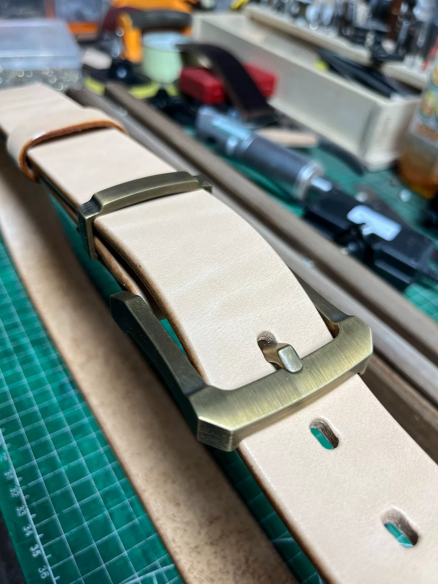 Meian leather handmade belt