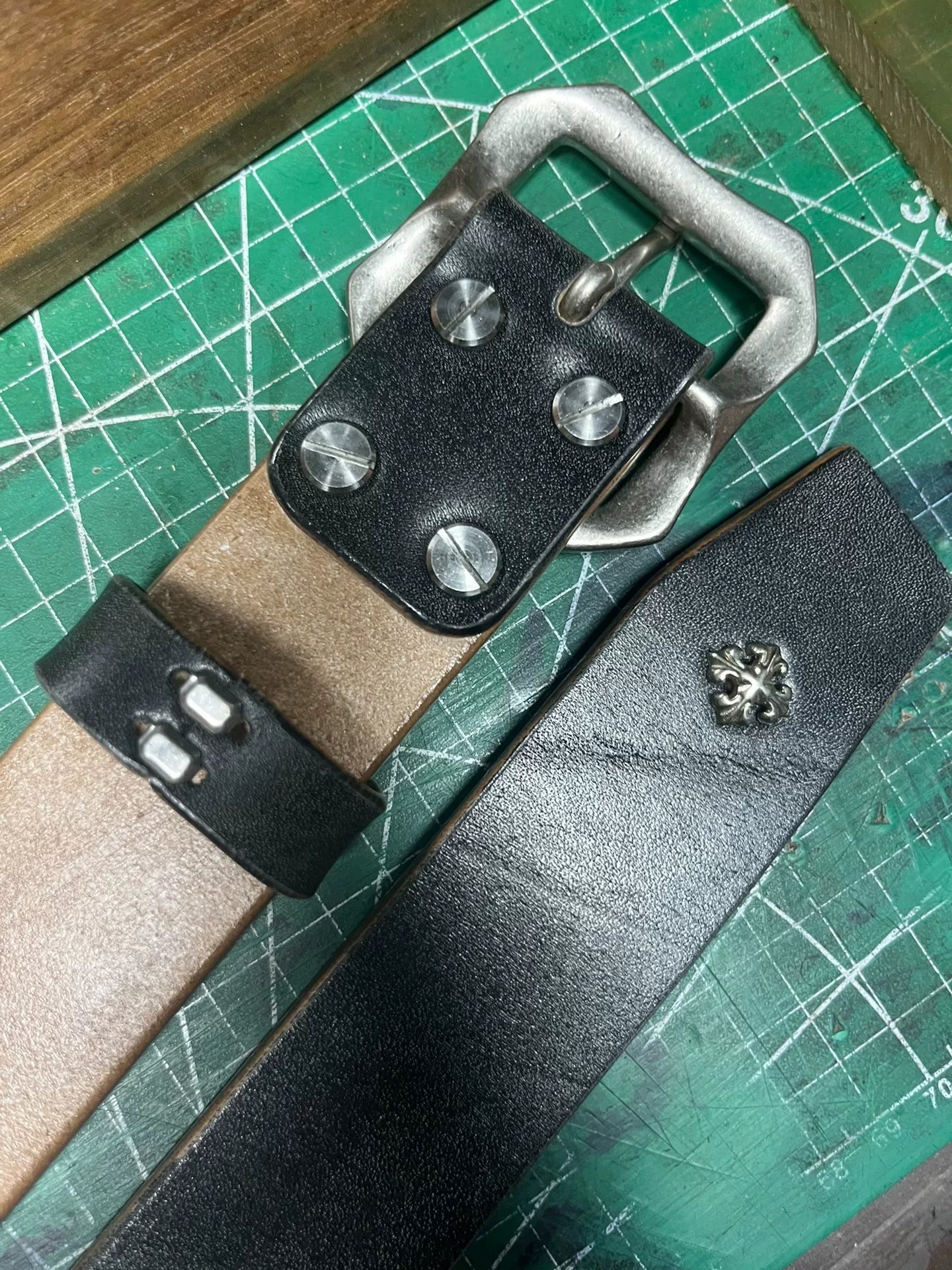 5.5mm thick black JF bridle. Full grain jf horse rein leather first…