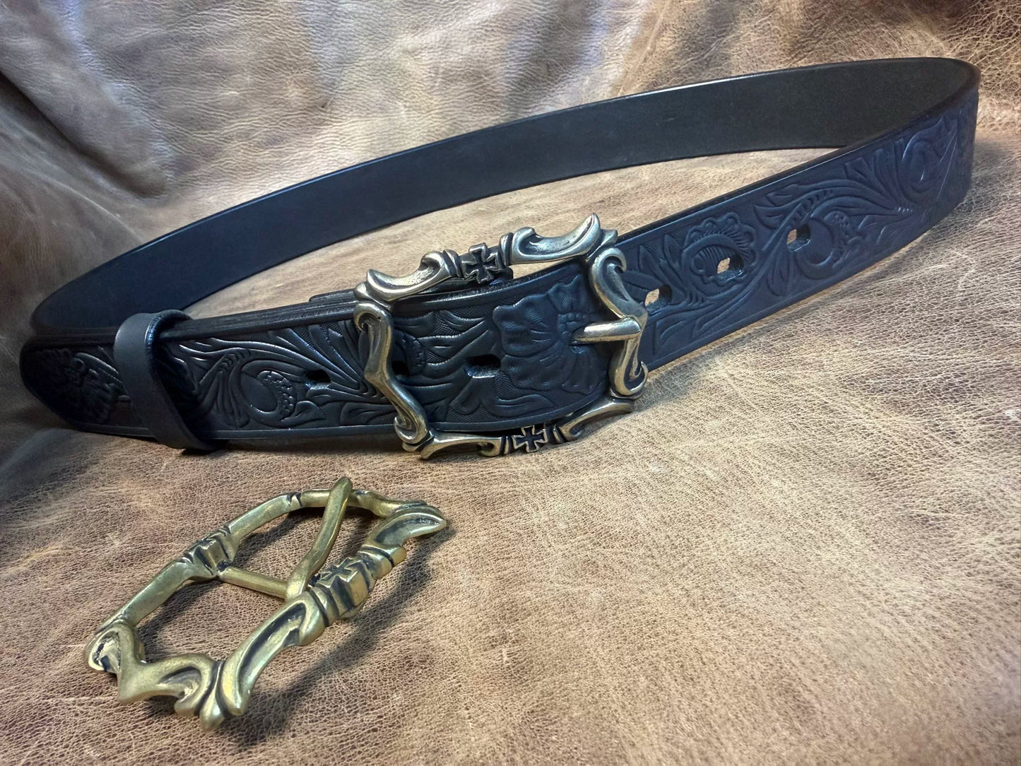 Igang Embossed Leather Belt