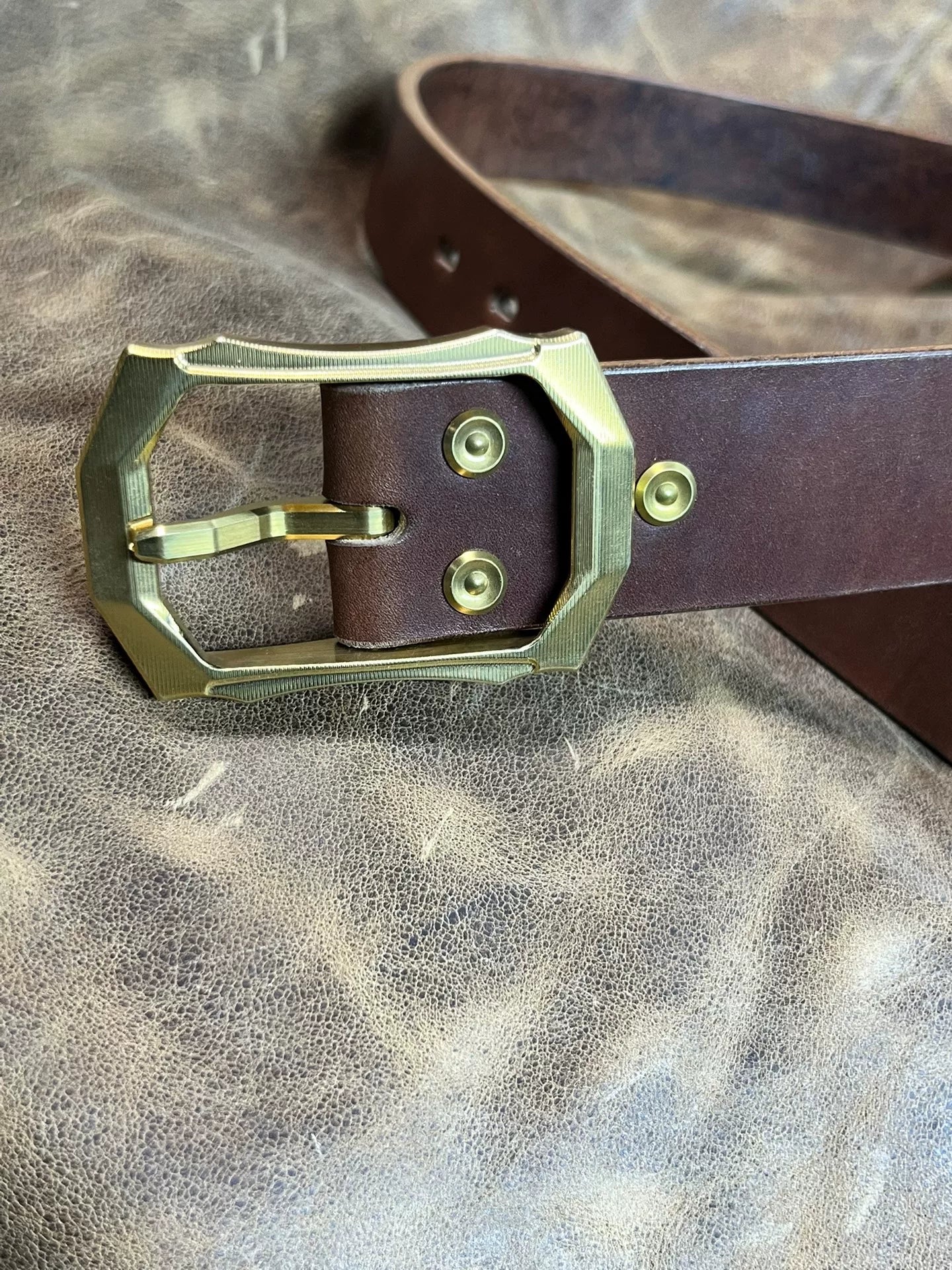 Zhaonan fat brown color with genuine West Wind buckle