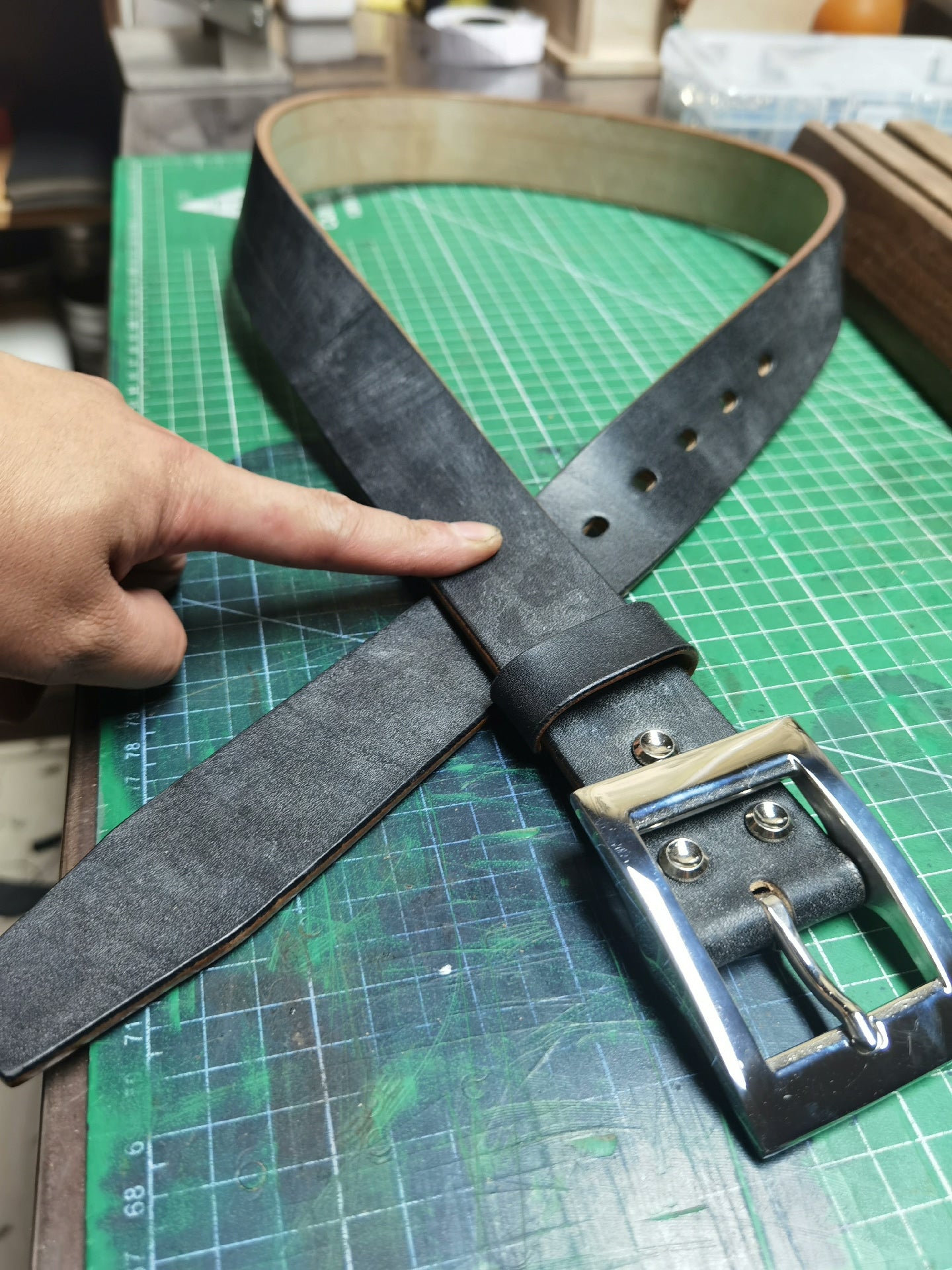5.5mm thick black JF bridle. Full grain jf horse rein leather first…