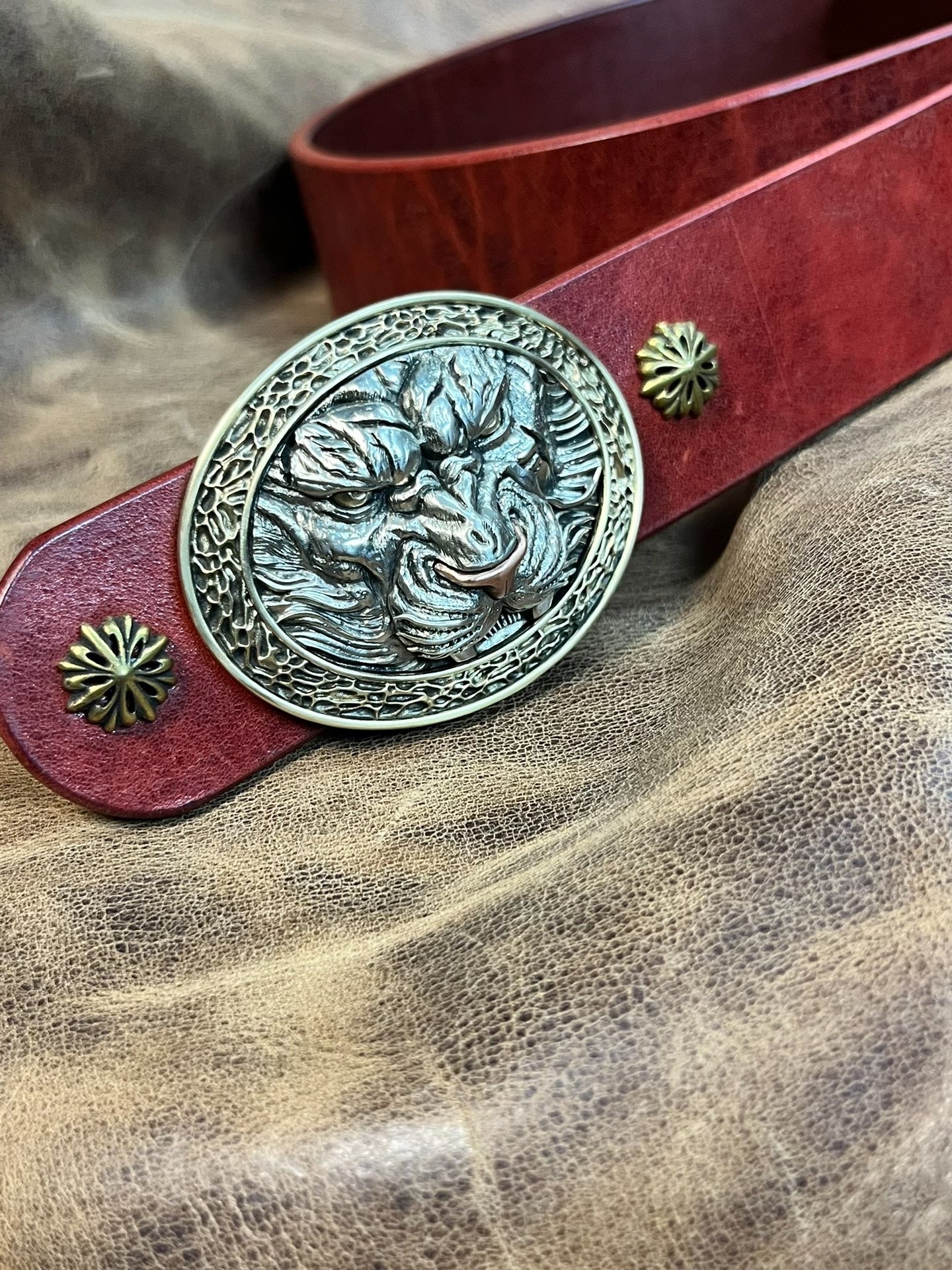 Tiger pure copper handmade belt buckle