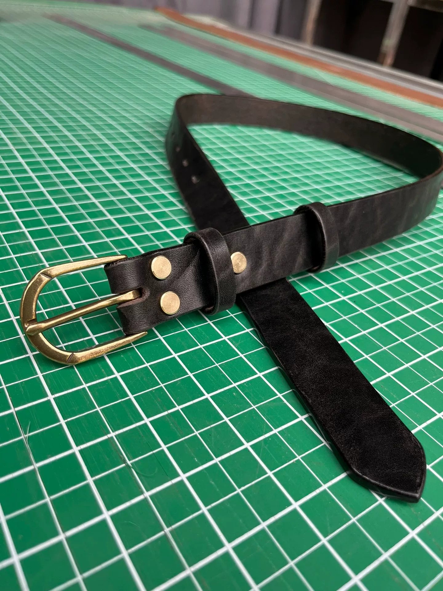 Black bison leather belt for women