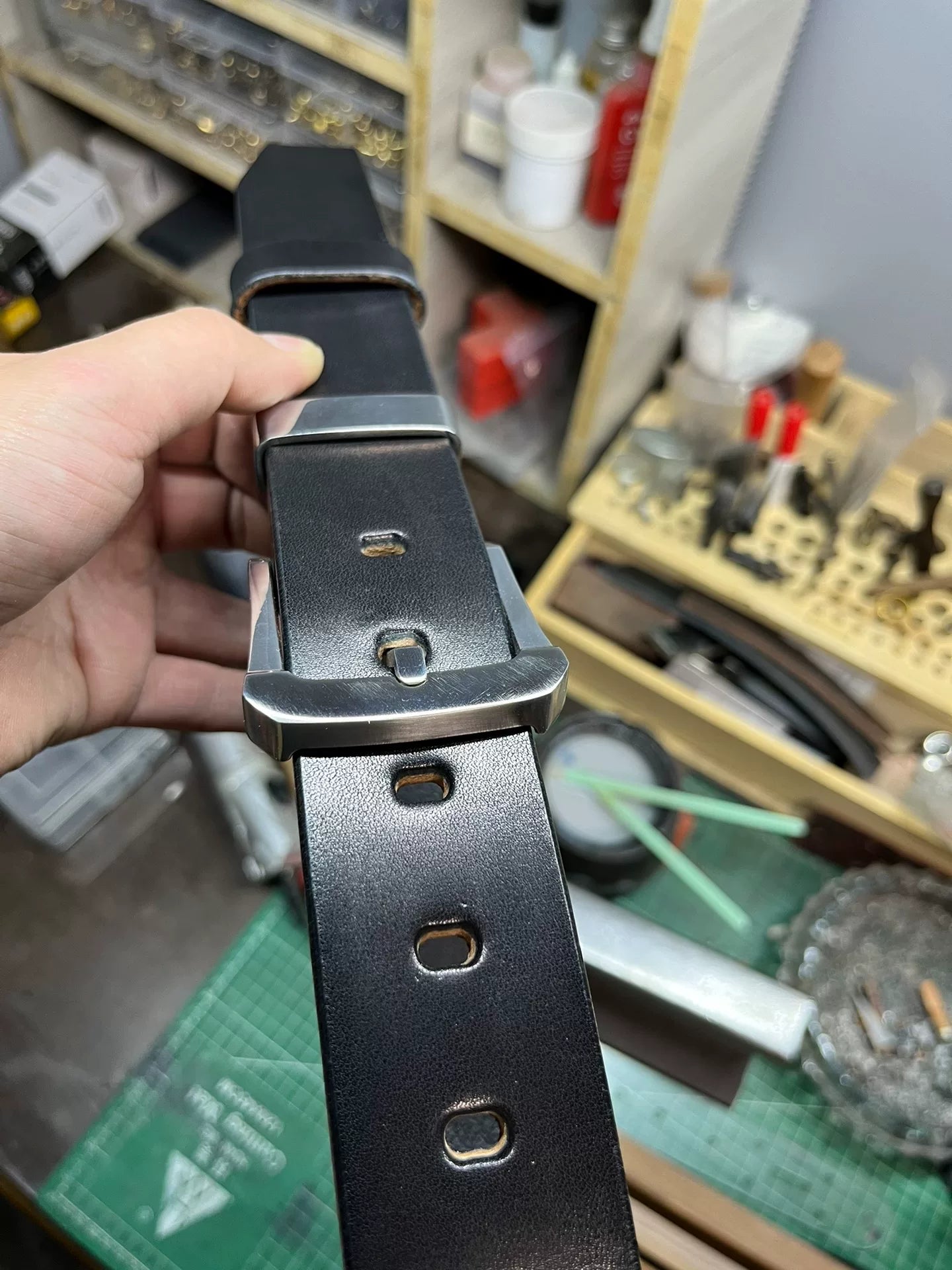 5.5mm thick Japanese Tochigi Shonan back leather belt with handmade…