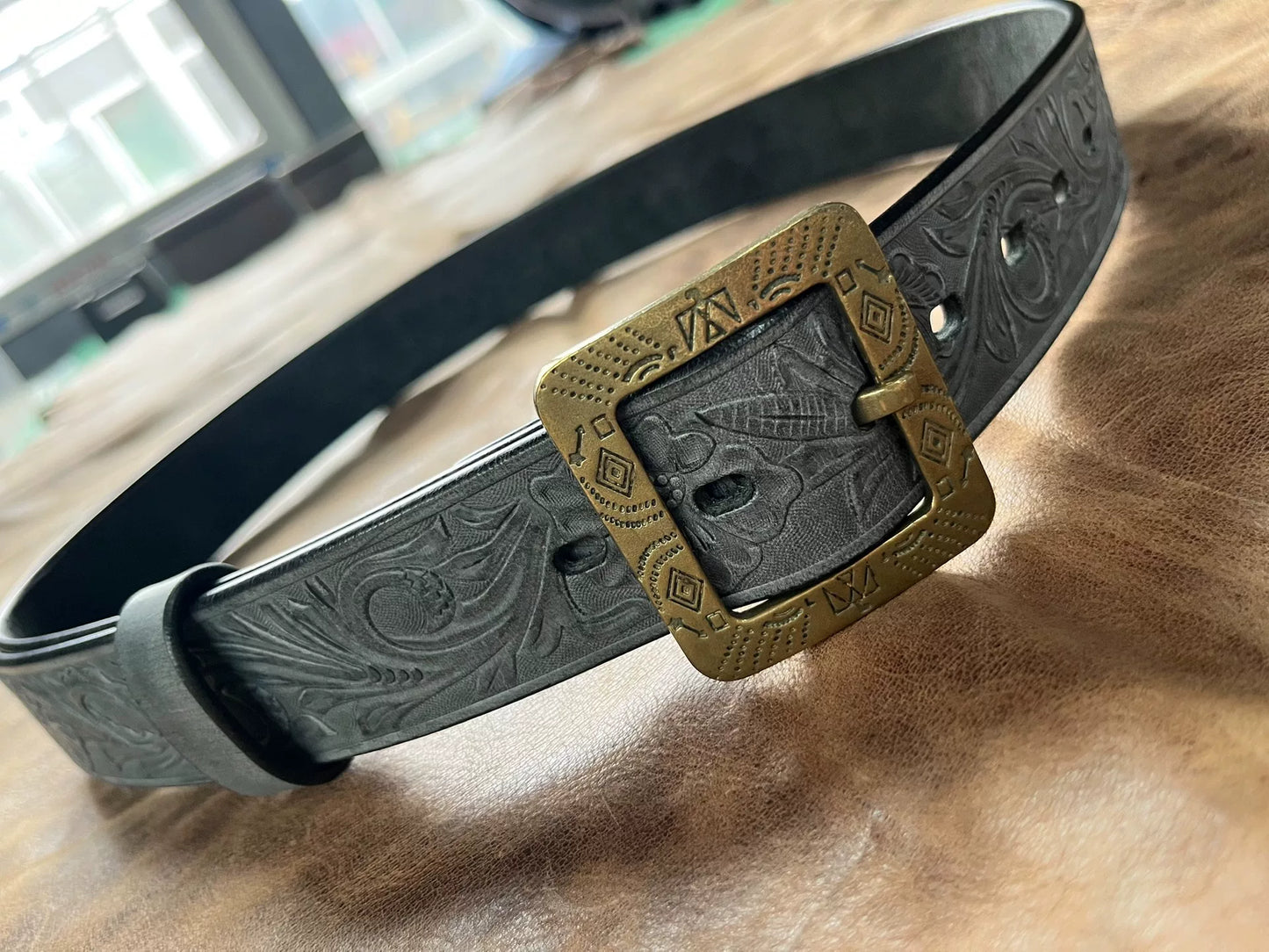 Customized Italian horse-rein carved handmade belt