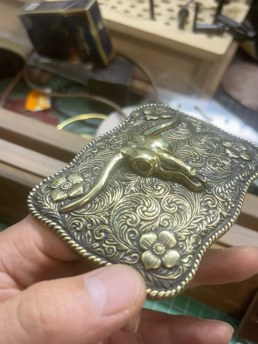 Handmade western medieval Ami khaki bull head belt
