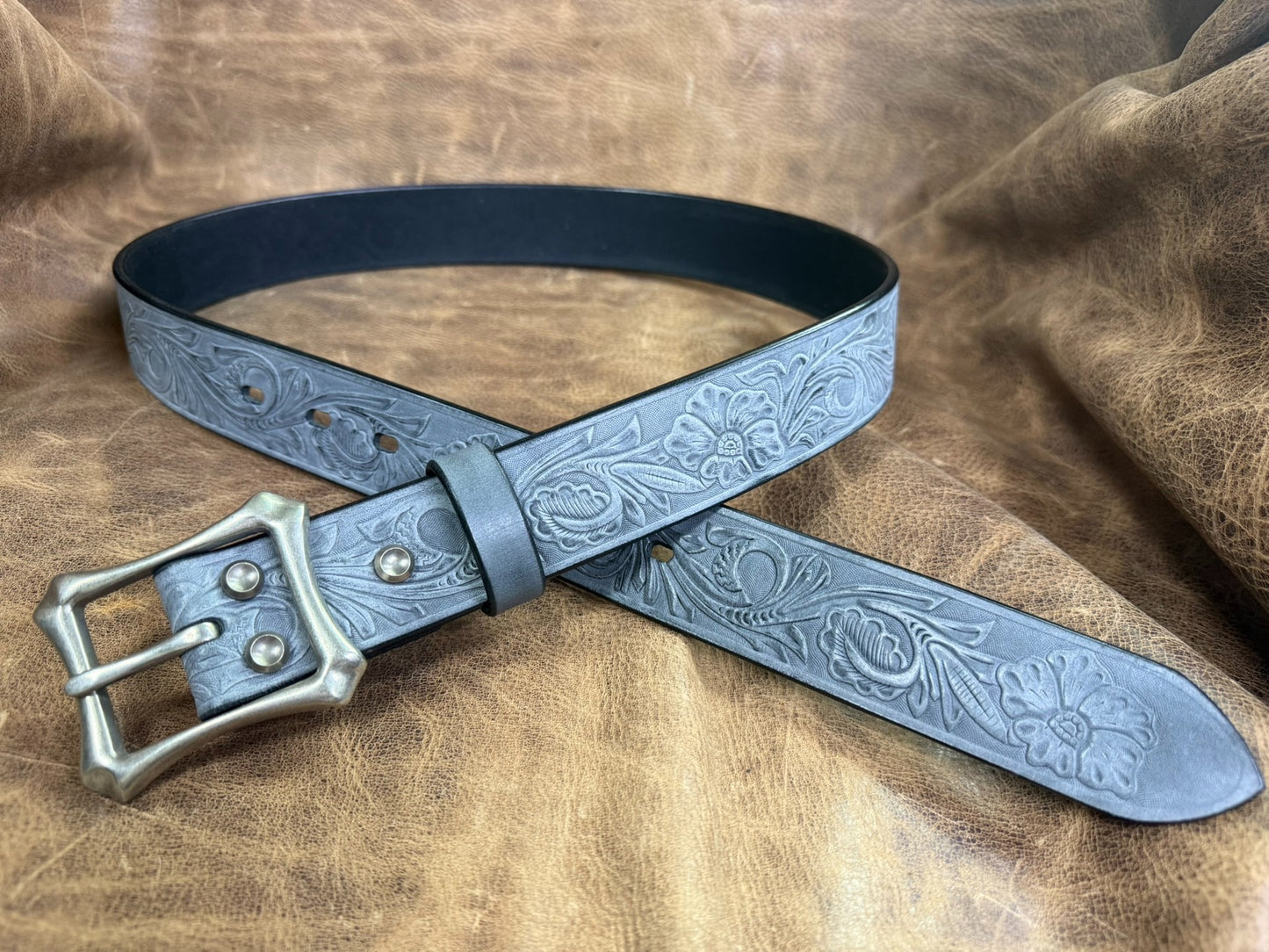Customized Italian horse rein carving handmade belt