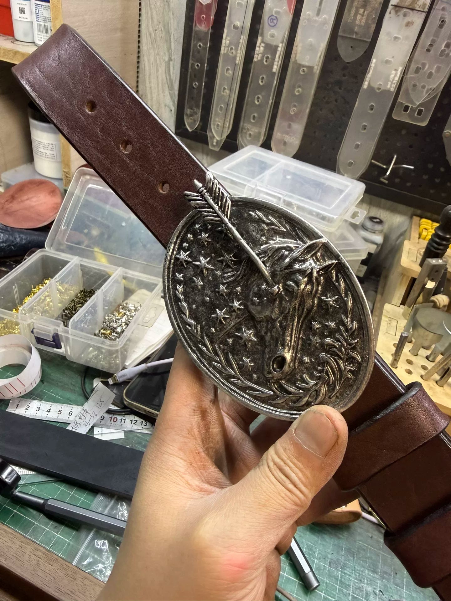 Tiesake Horse-Head Buckle — Silver Alloy, Detachable