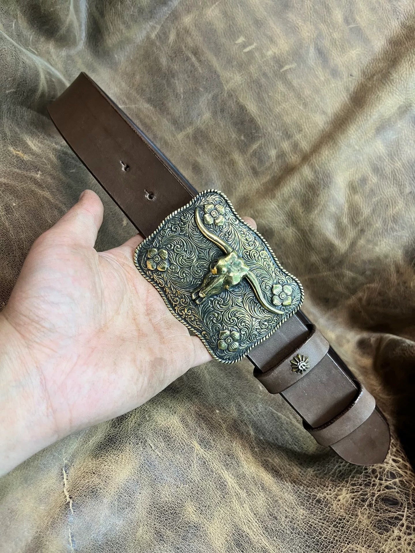 Handmade western medieval Ami khaki bull head belt