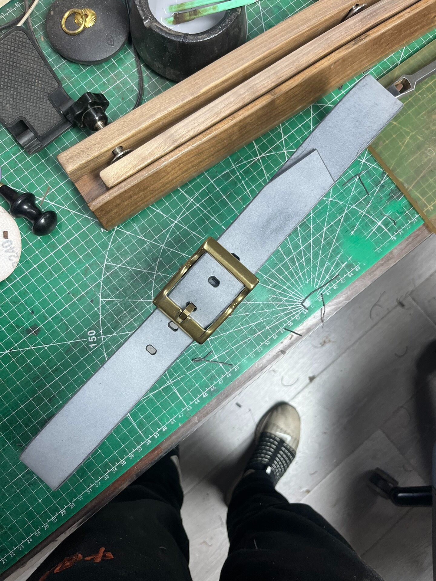 Bridle or Italian Natural Veg-Tan Leather Belt – Fengchen Gen 6 Buckle | 1.57in Wide | Handmade