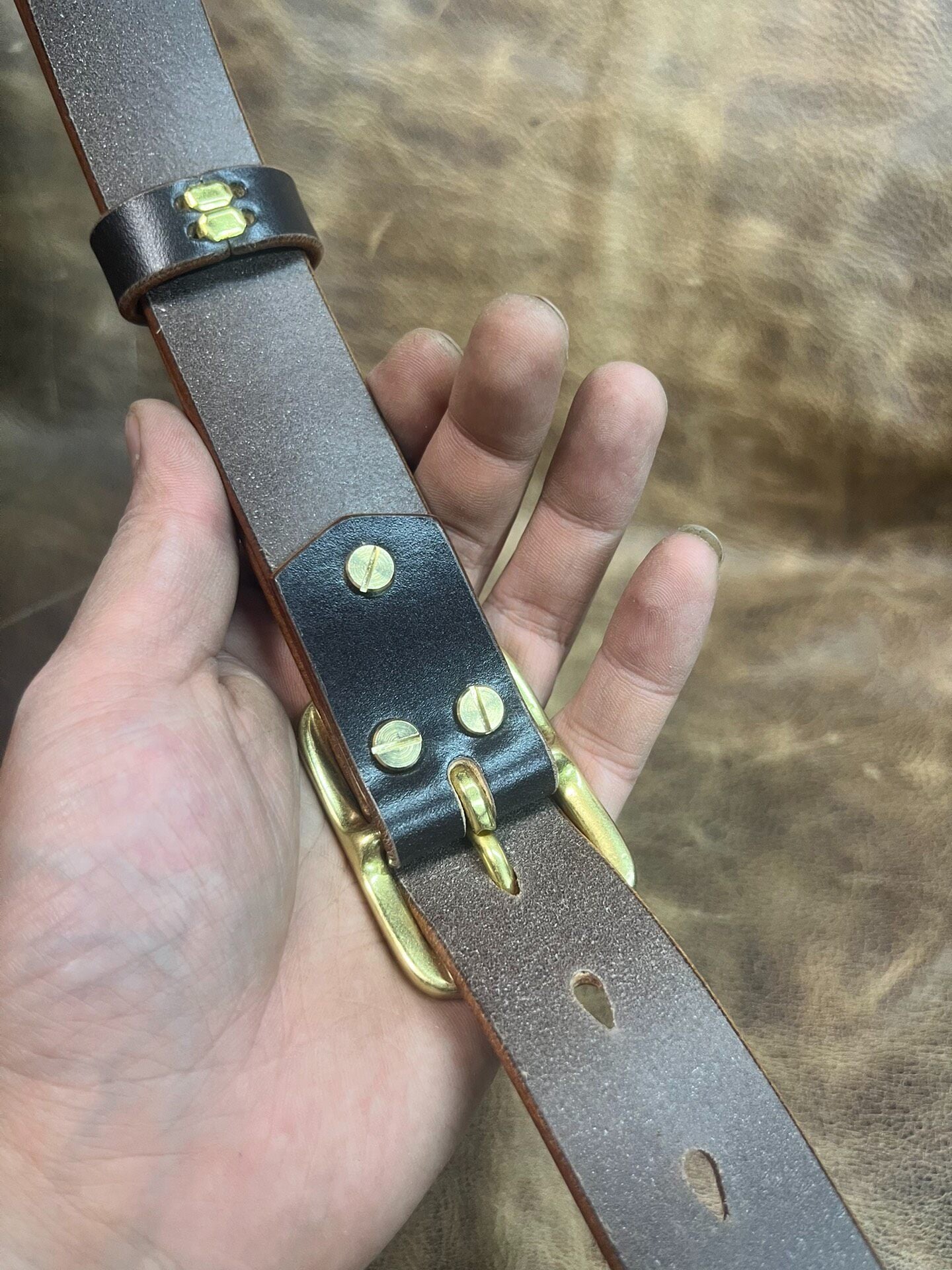 JE Bridle Leather Women's Belt – 1.18in Wide | Handmade Custom