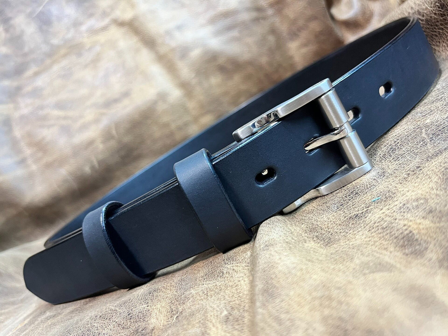 11oz Italian Tuscany Veg-Tan Saddle Leather Belt – 316L Stainless Steel Wire-Cut Buckle | 1.34in Wide | Black Handmade