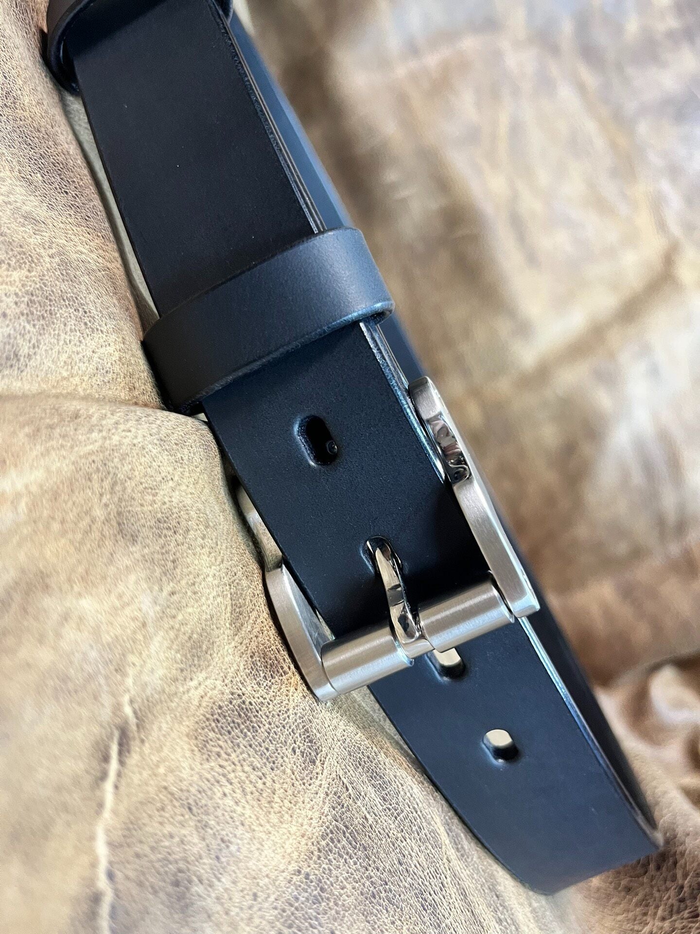 11oz Italian Tuscany Veg-Tan Saddle Leather Belt – 316L Stainless Steel Wire-Cut Buckle | 1.34in Wide | Black Handmade