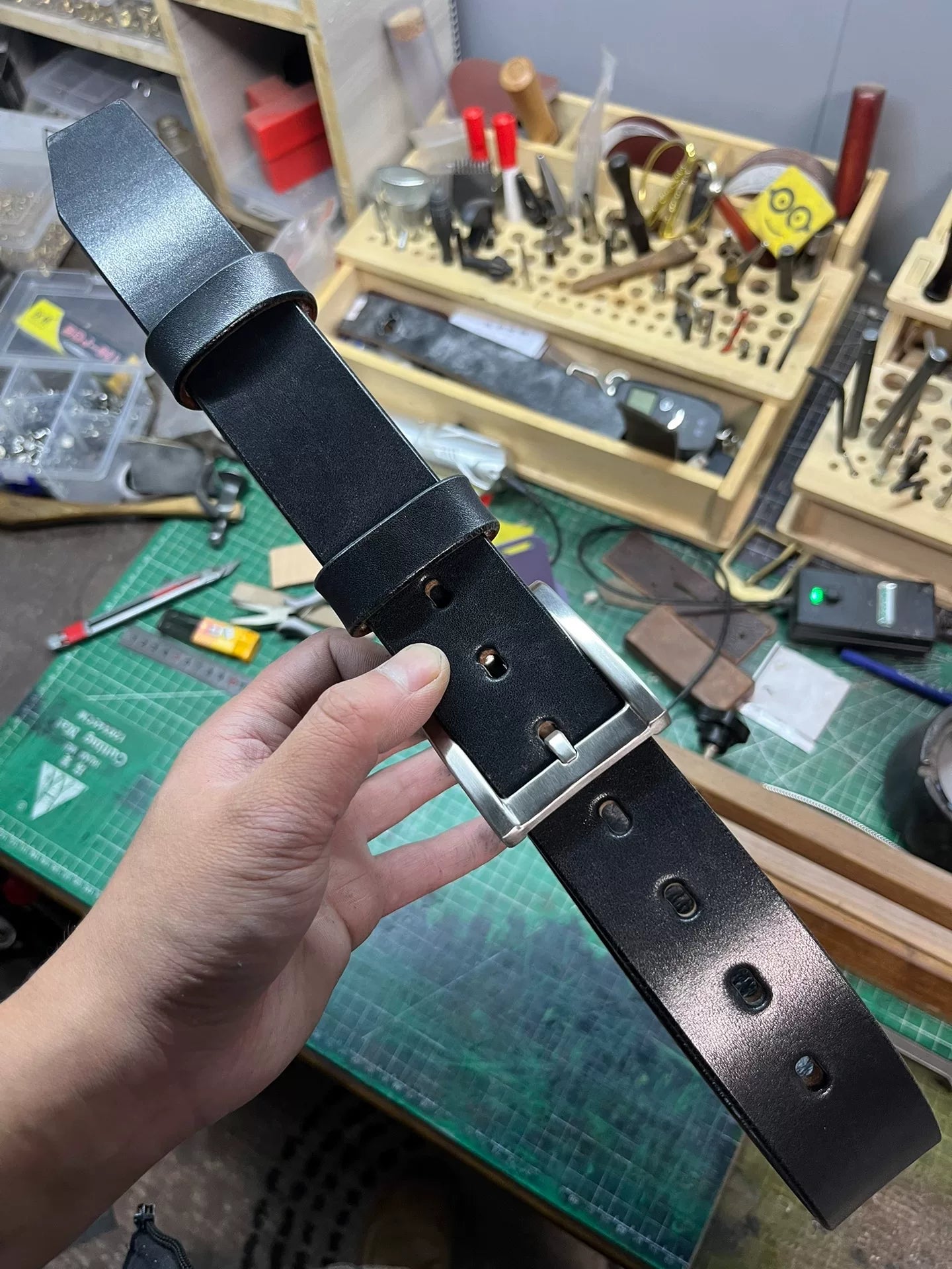 Japanese Shonan heavy-fat back leather belt with handmade sandpaper…