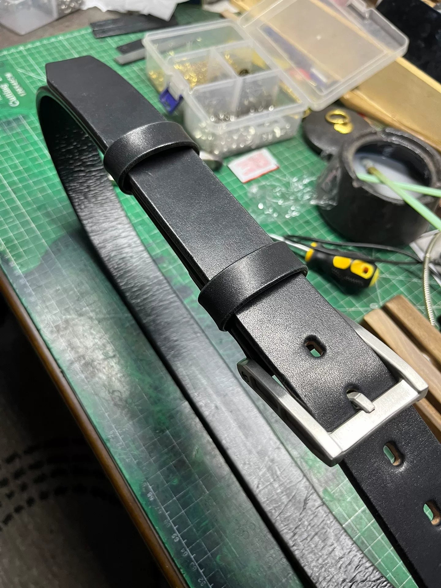 6.5mm Japanese Shonan Heavy Oiled Back Leather