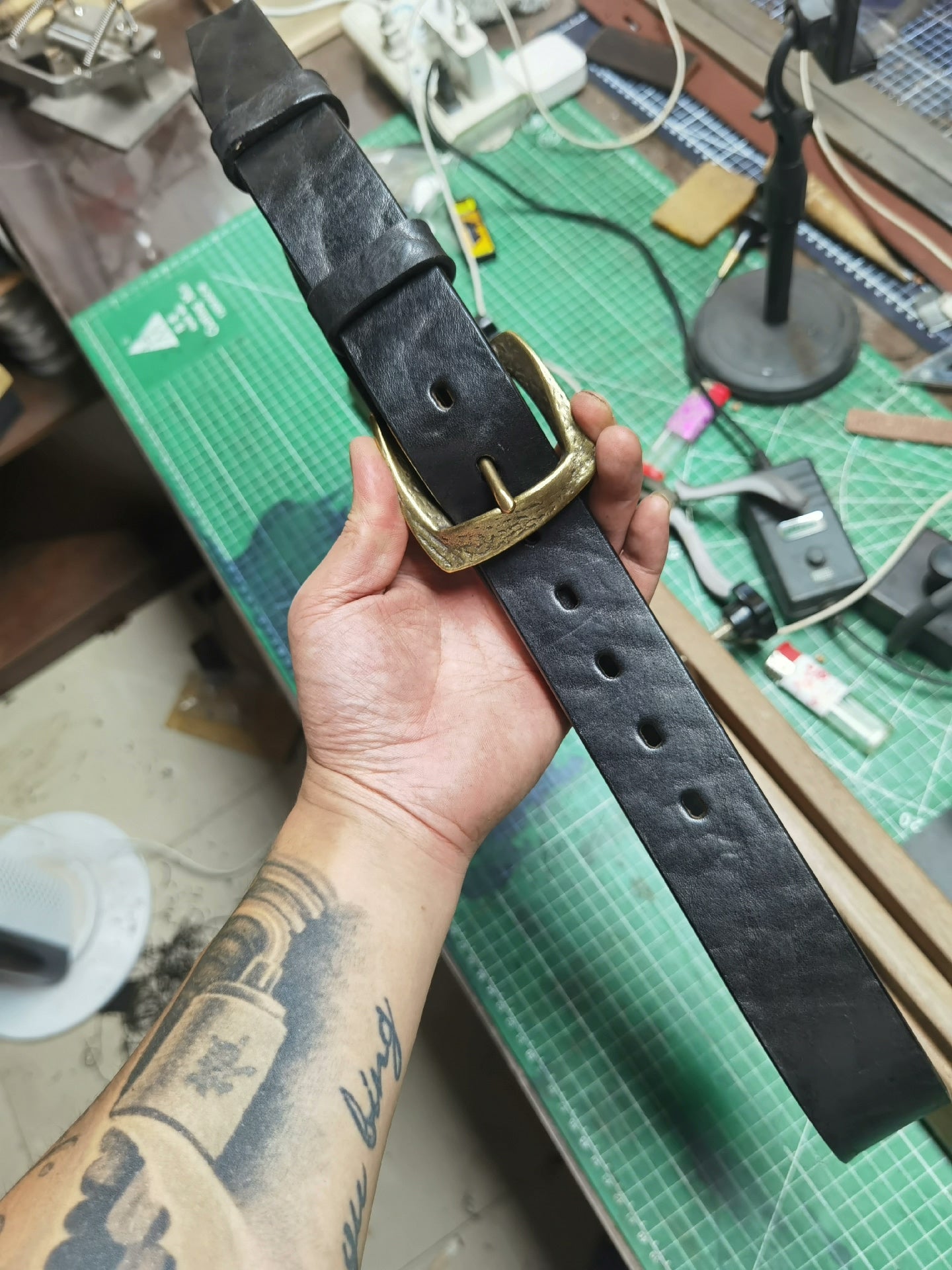 6.5mm Thick North American Dyed Black Buffalo Leather Belt