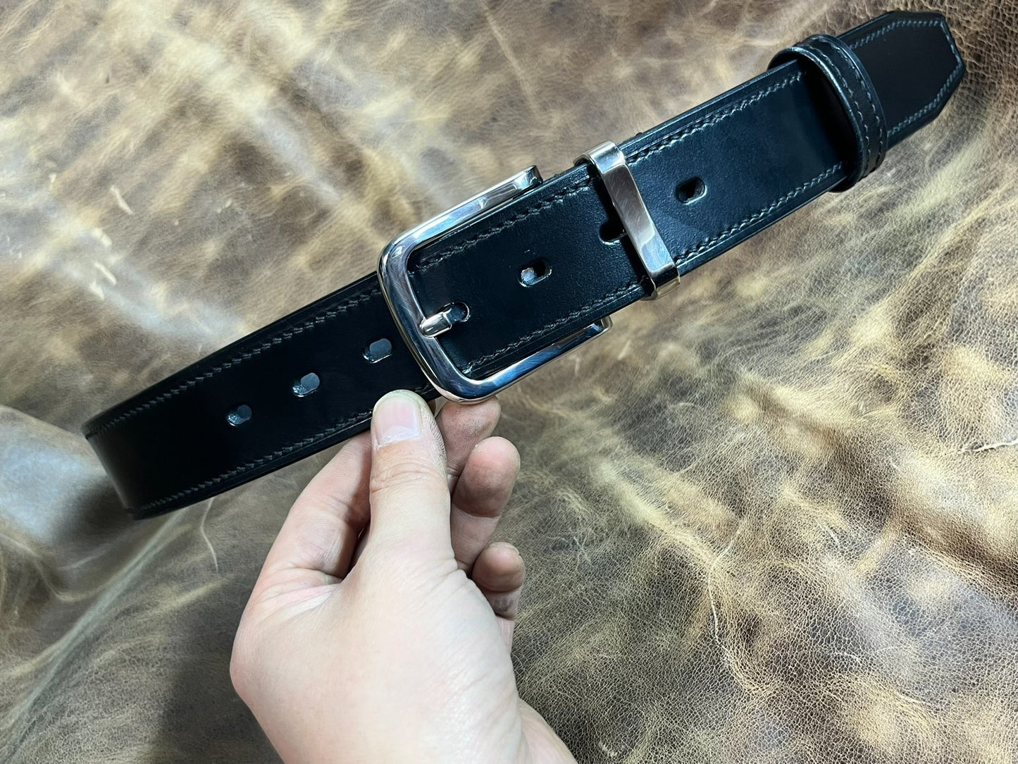 TWS Thomas Bridle Leather Business Dress Belt — Premium Finish