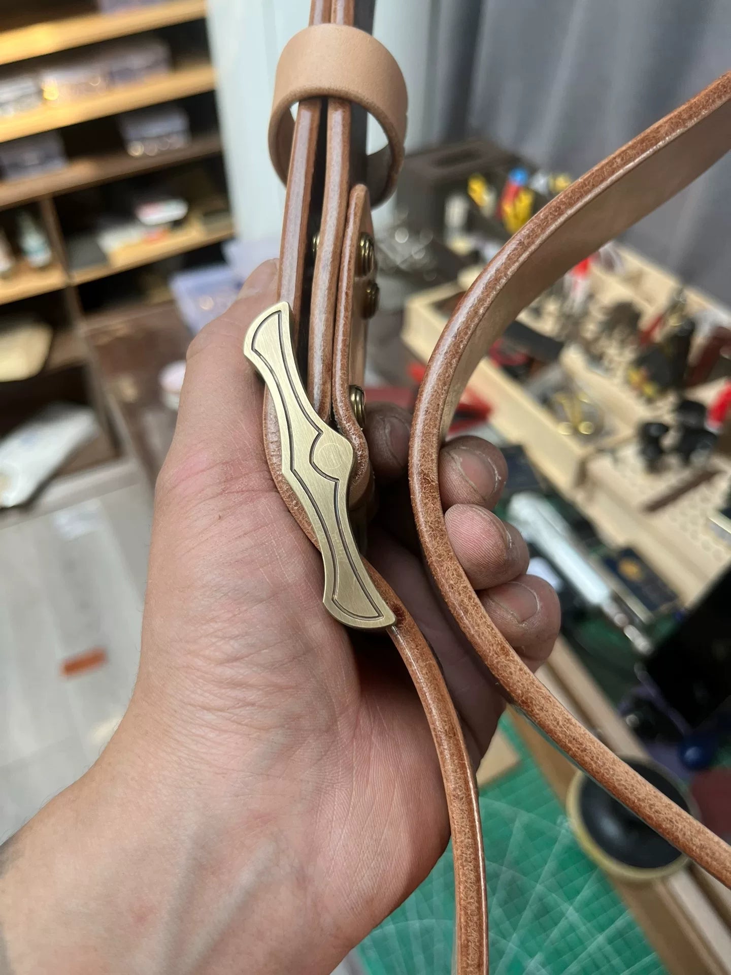 Muchen Bat CNC wire-cut belt buckle with finished Japanese Tochi wo…