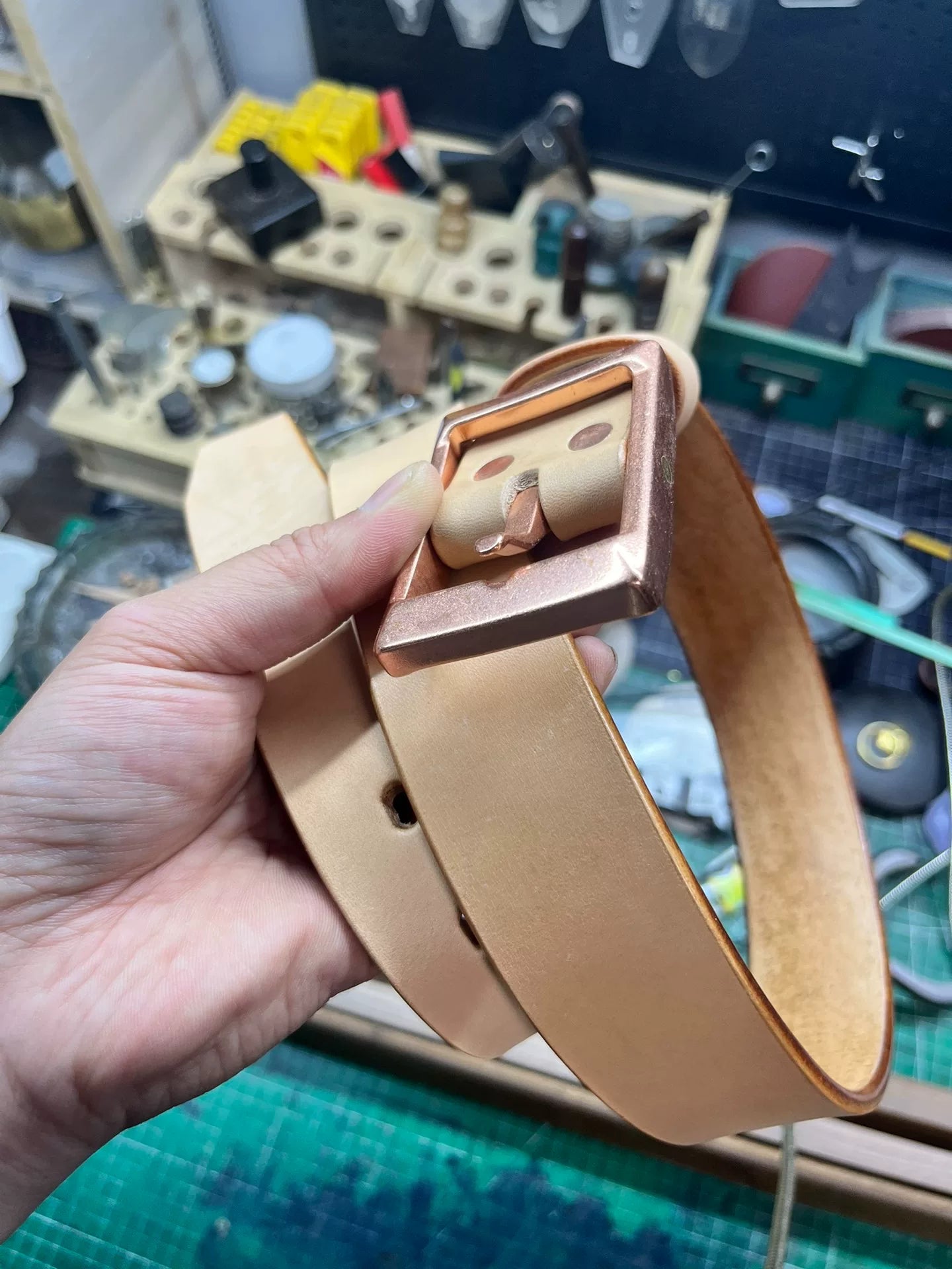 5mm thick beautiful saddle with copper cow 4