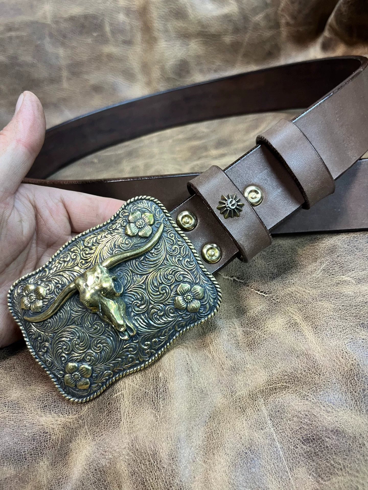 Handmade western medieval Ami khaki bull head belt