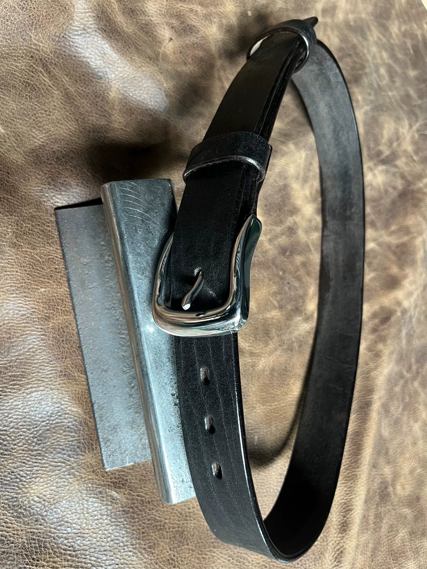 4.5–5–5.5 mm thick handmade belt