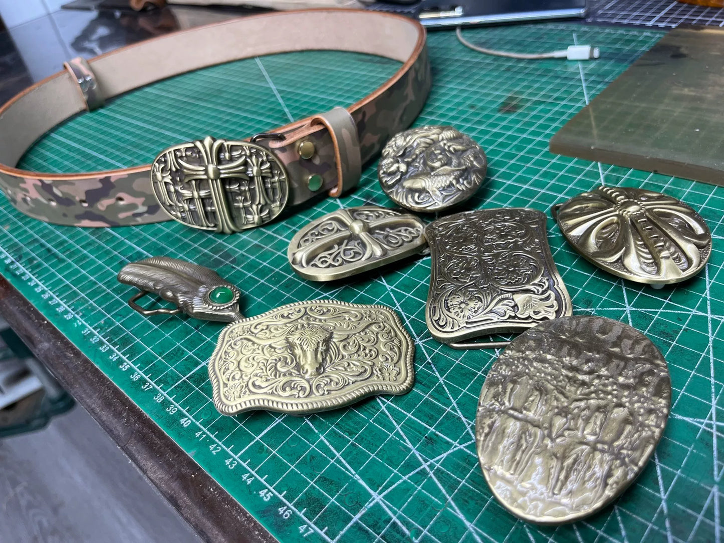 Solid pure copper Crow heart belt buckle replica belt thickened Ame…