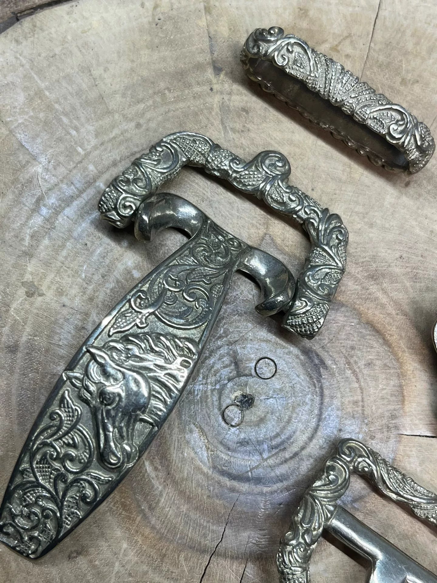 The cavalry buckled. Solid white copper. White copper belt buckle c…