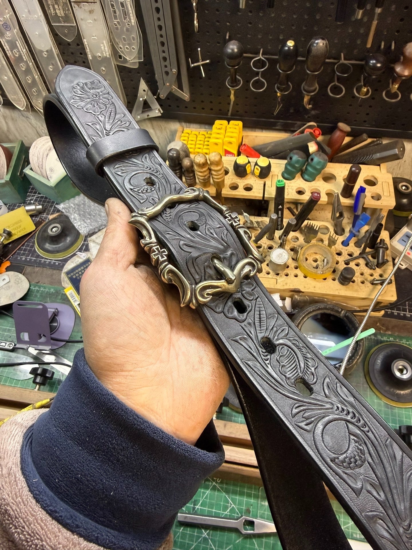 Customized Italian saddle carved handmade belt