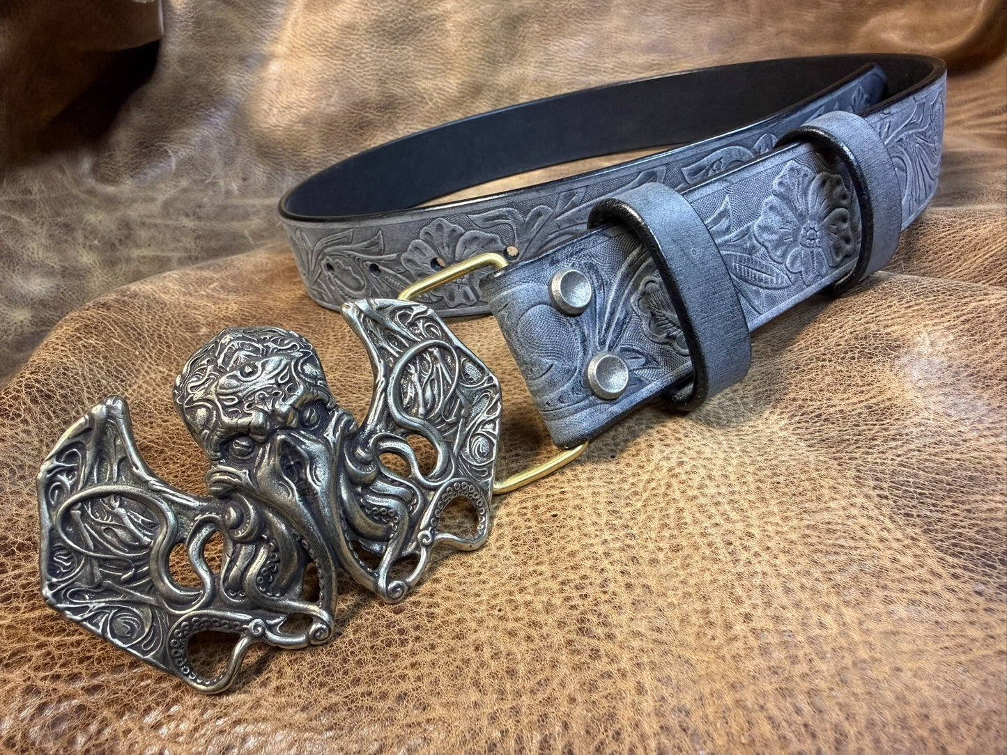 The Italian horse-rein carved handmade belt is custom-made