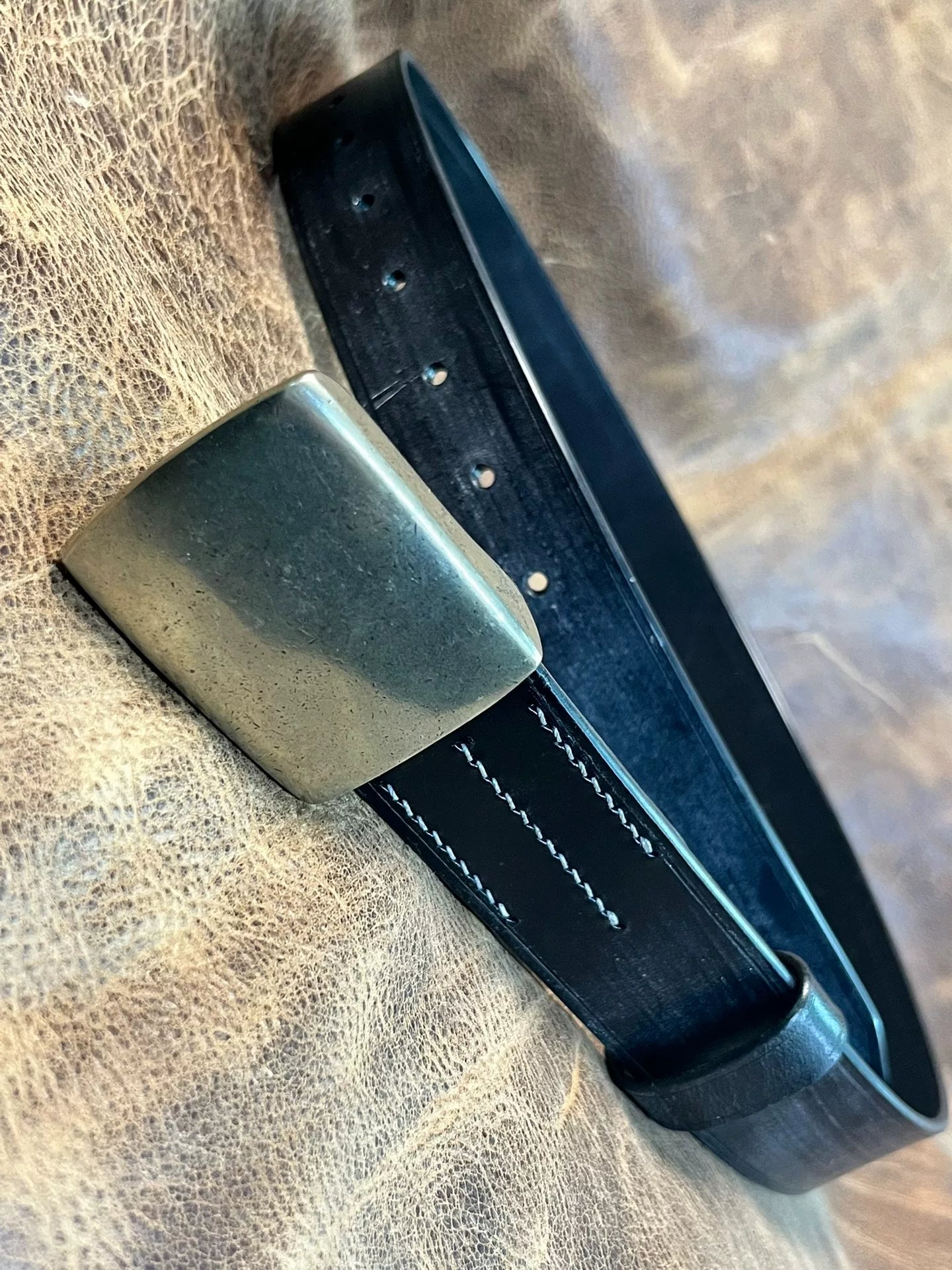 TWS Bridle Leather with Japanese Vintage White-Bronze Square Buckle