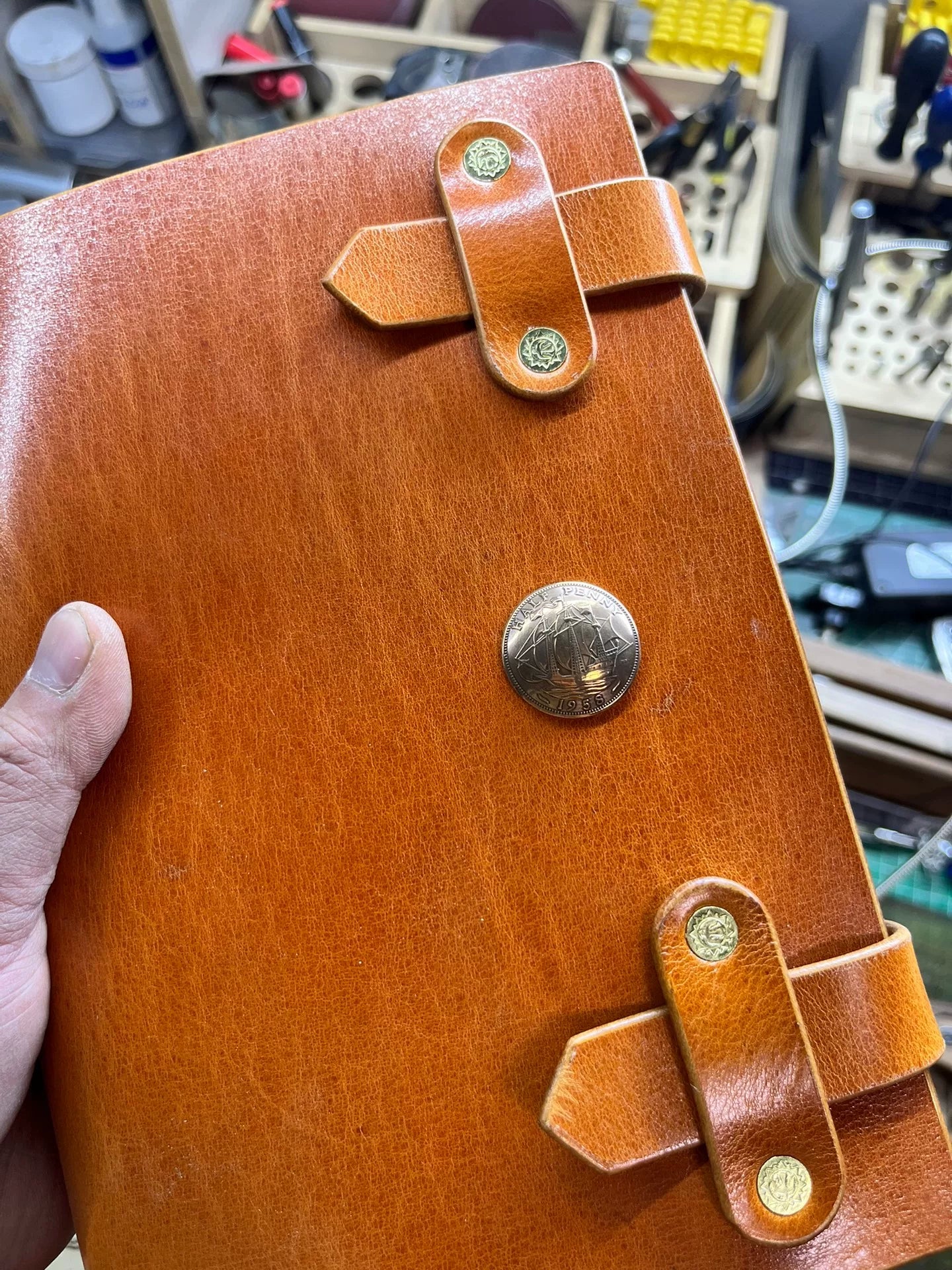 Horwen style oil wax leather A5 made of 4mm single layer thickness…
