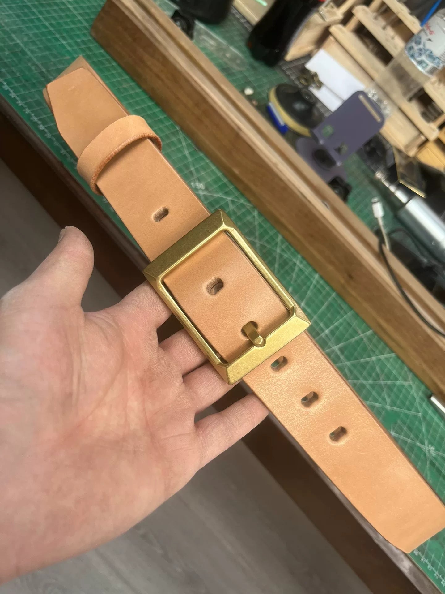 Japan's Tochigi fat back leather handmade sandpaper polished edge b…