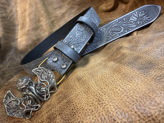 The Italian horse-rein carved handmade belt is custom-made