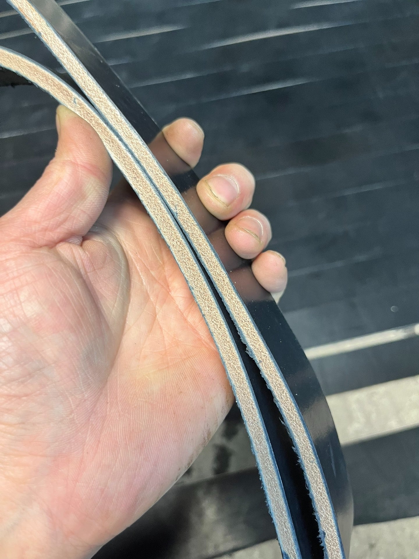 Japanese Tochigi black arrives with a thickness of 5.5 to 6.5 inche…