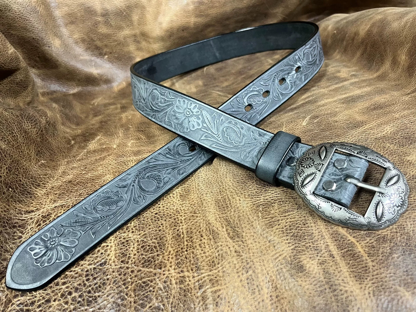 Customized Italian horse rein carving handmade belt