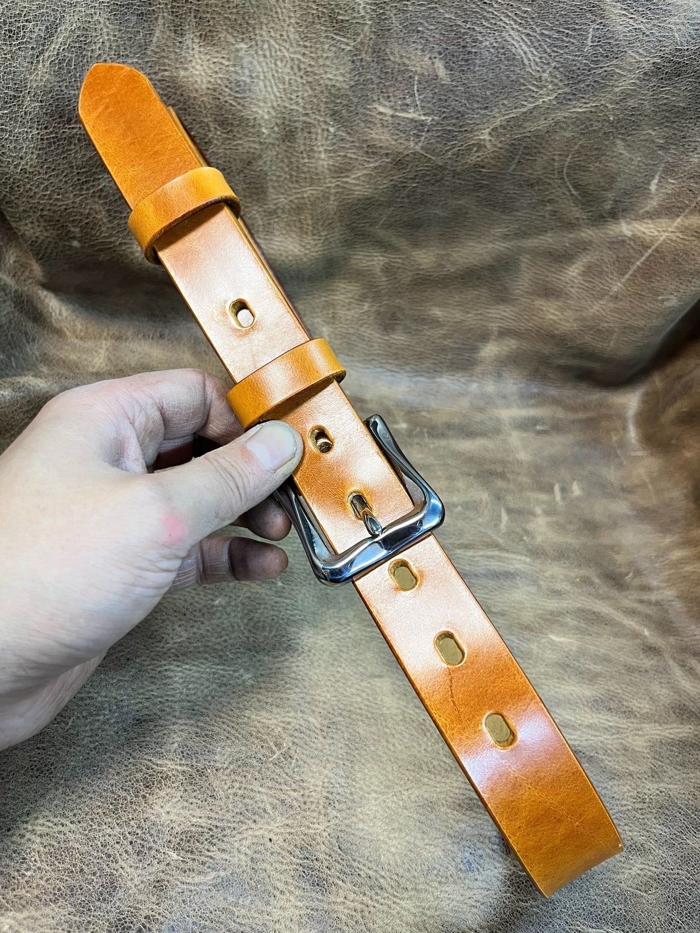 3cm Wide Genuine Top-Grain Leather Weightlifting Belt — Custom