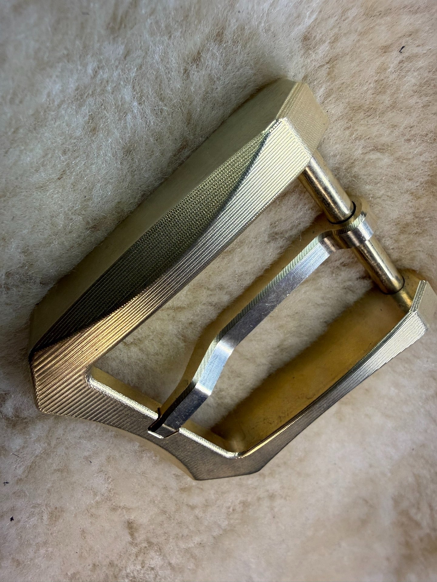 Brass wire cut belt buckle D buckle