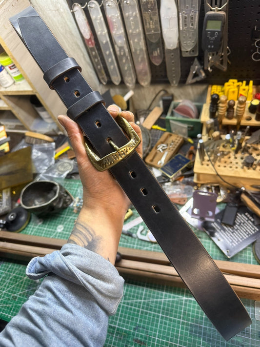 5.5mm thick Japanese Tochigi Shonan back leather belt with handmade…