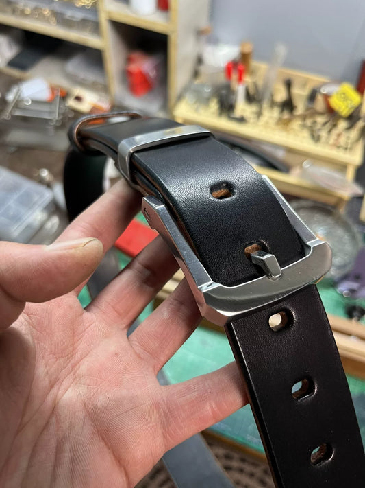 5.5mm thick Japanese Tochigi Shonan back leather belt with handmade…
