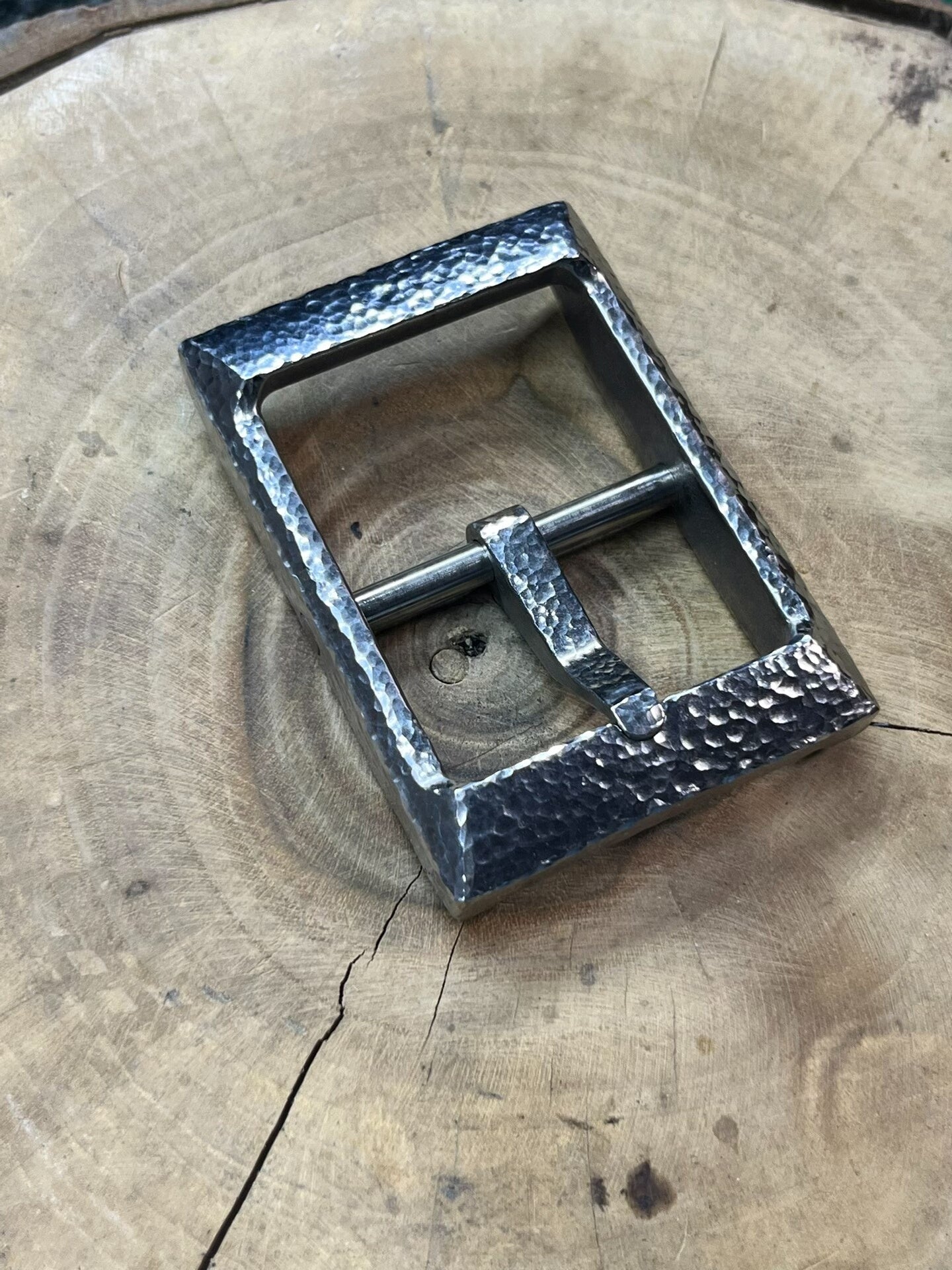 Hammered Stainless Steel Pin-Style Belt Buckle