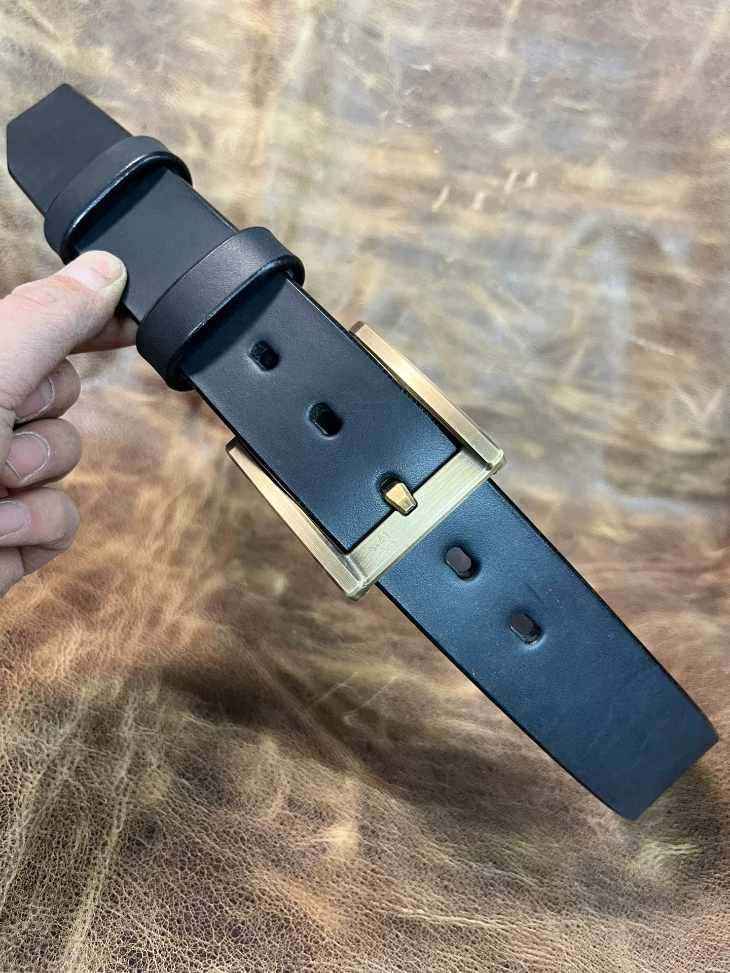 Full-Grain Saddle Leather with Westwind No.3 Copper Buckle