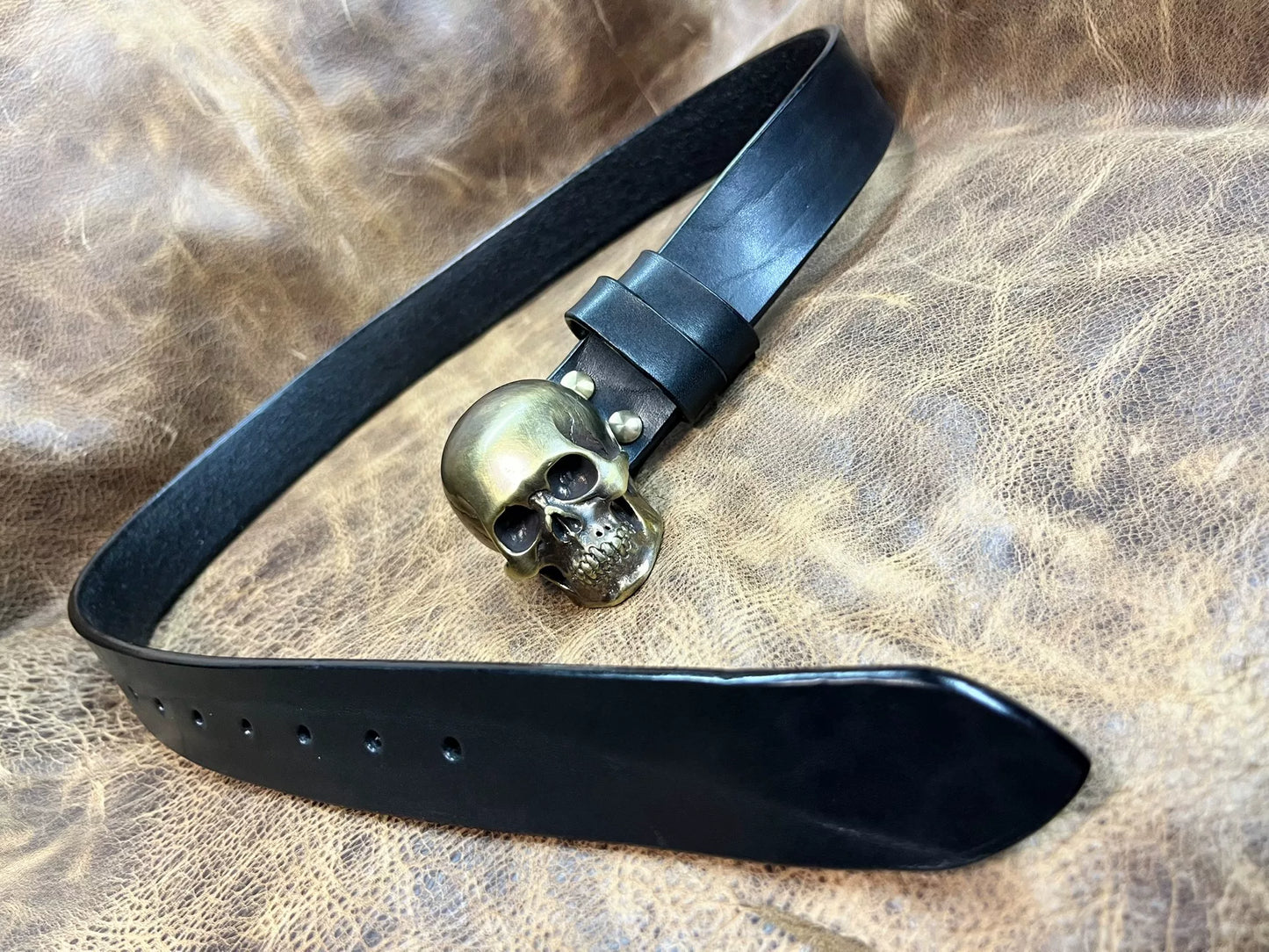 American retro skull pure copper belt buckle with black bison leath…