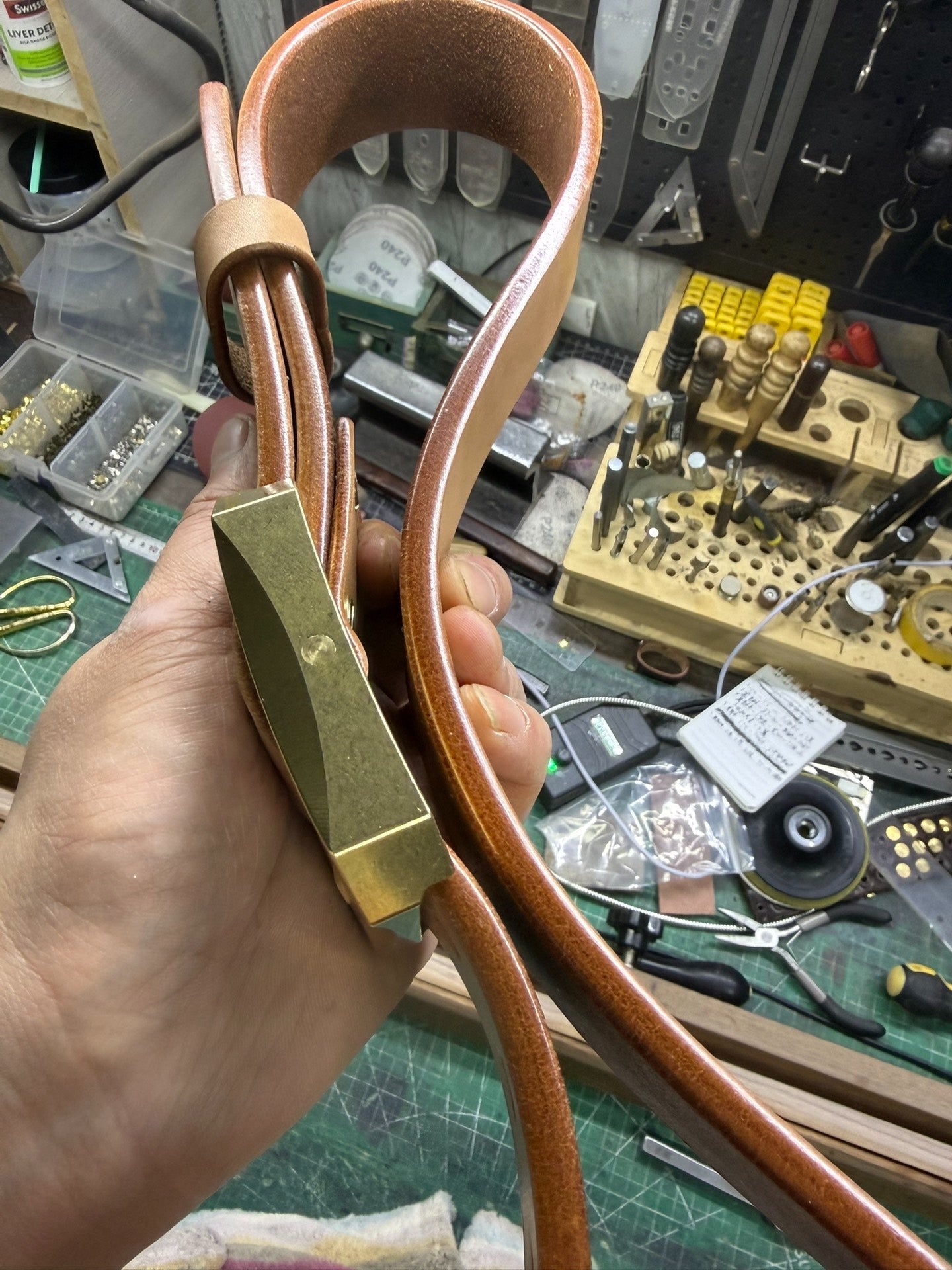 5mm Saddle Leather with Solid Brass Octagonal Line-Cut Buckle