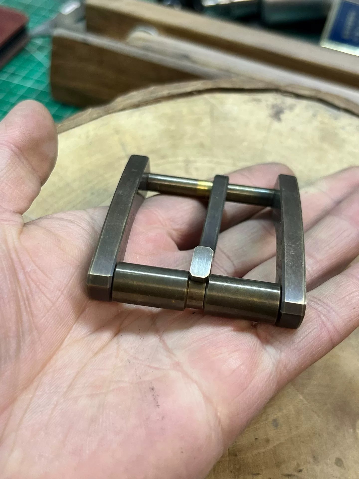 Brass antique wire-cut belt buckle