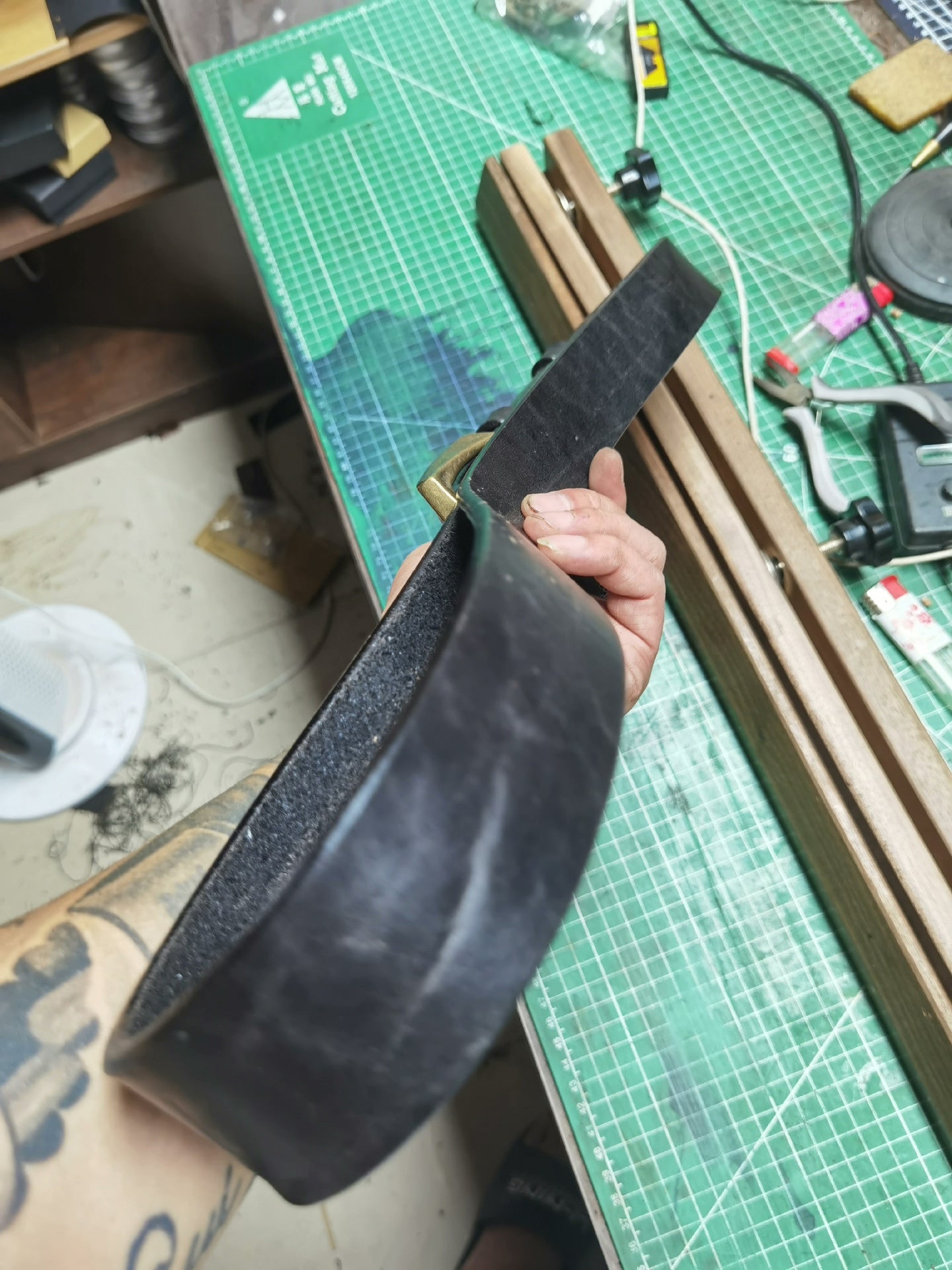 6.5mm Thick North American Dyed Black Buffalo Leather Belt