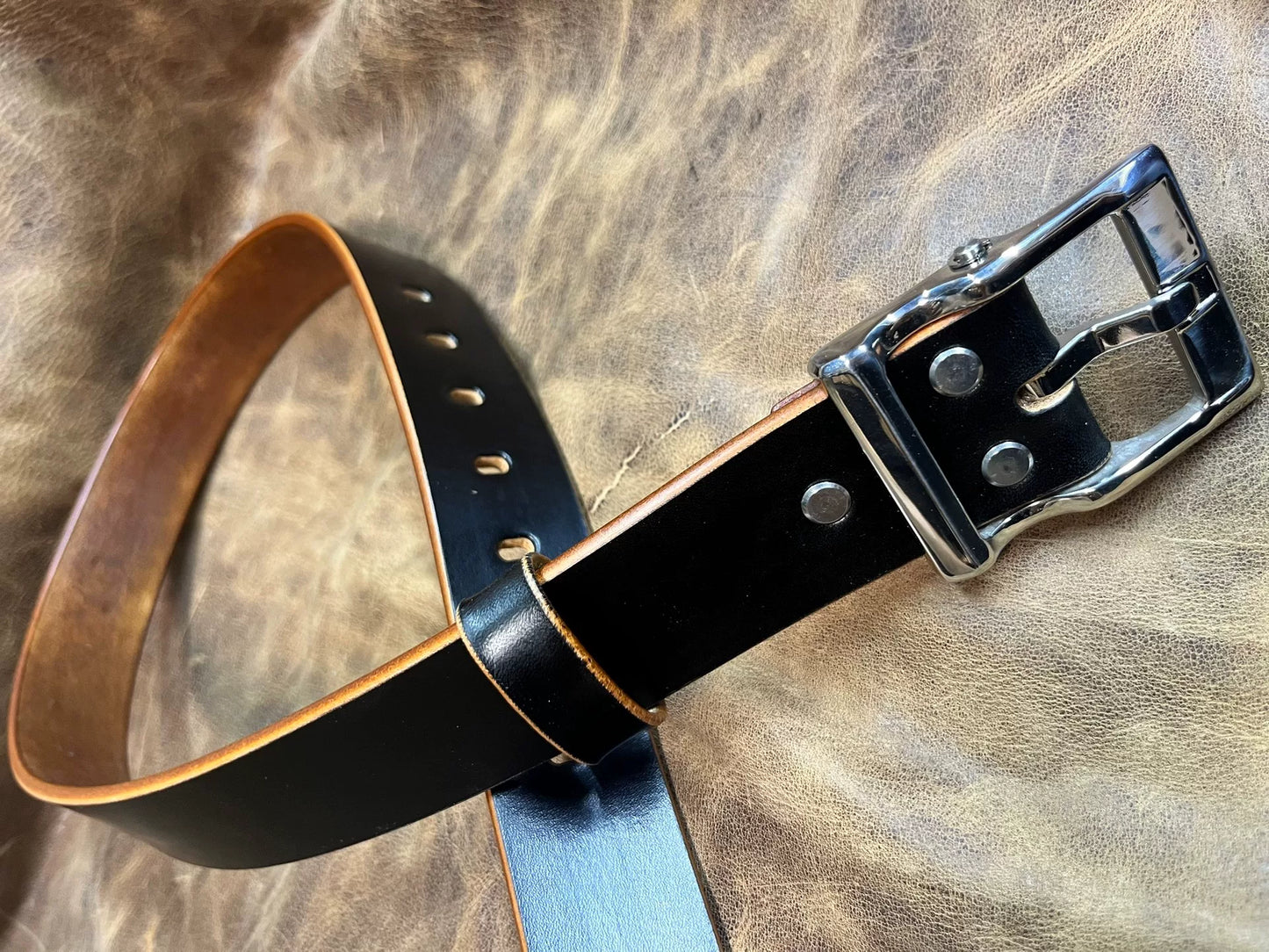 Meian's custom-made handmade belts