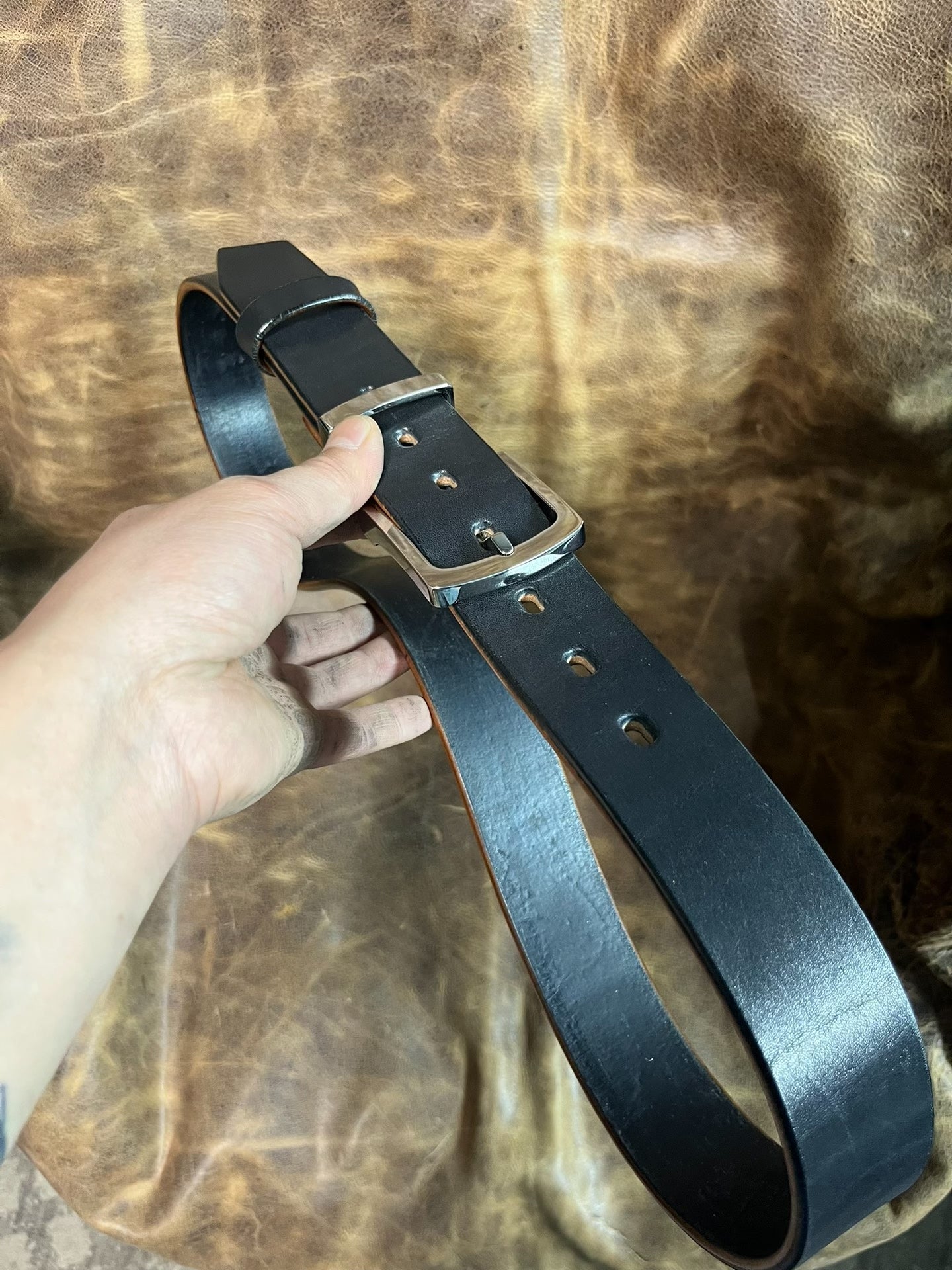5.5mm thick Japanese Tochigi Shonan back leather belt with handmade…