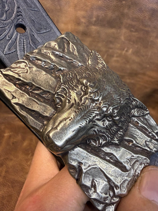 The Italian horse-rein carved handmade belt is custom-made