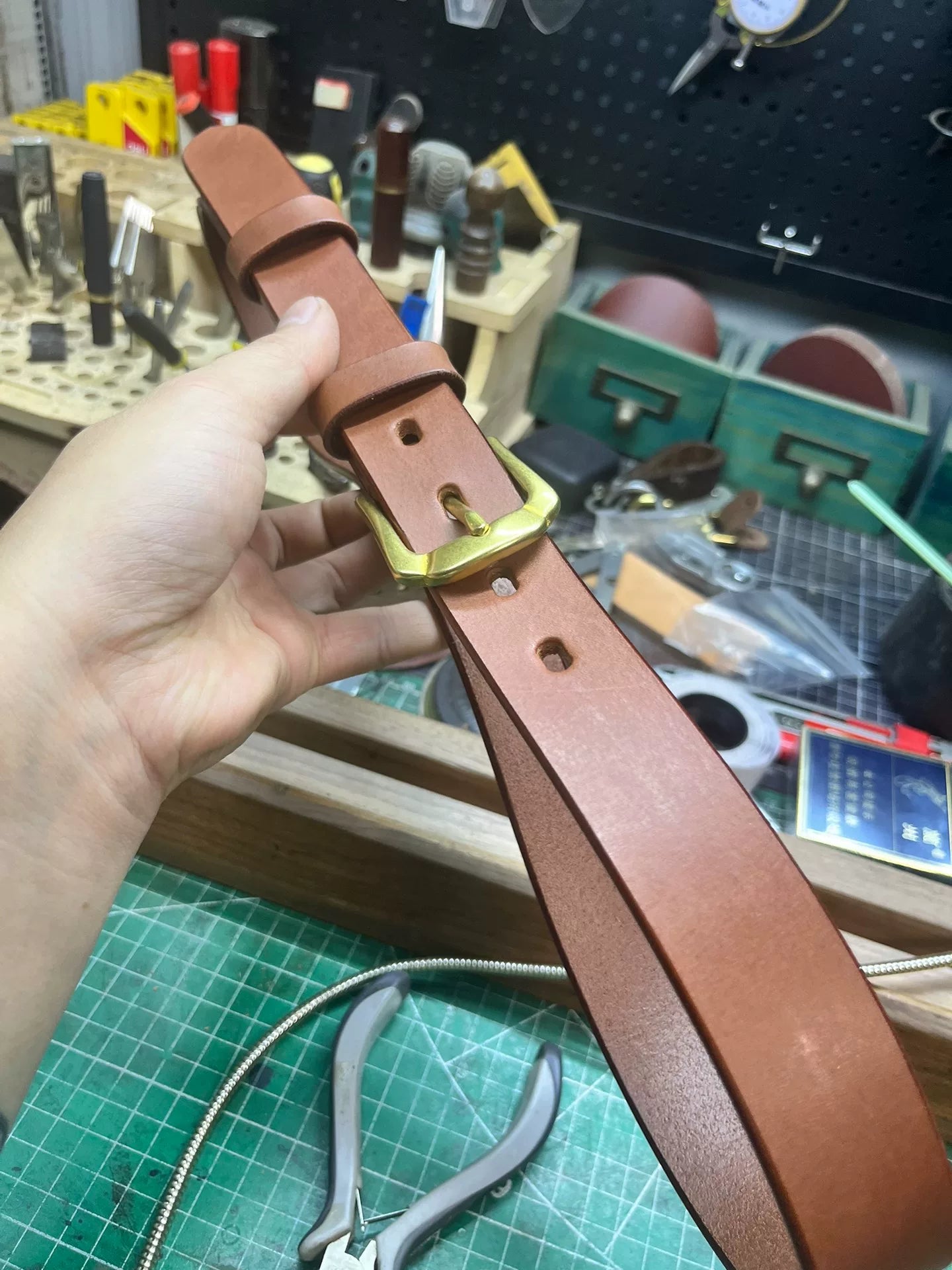 3cm Narrow Handmade Belt — Italian Tuscany Leather, Solid Brass Buckle